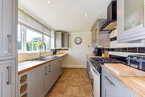 Kitchen- click for photo gallery